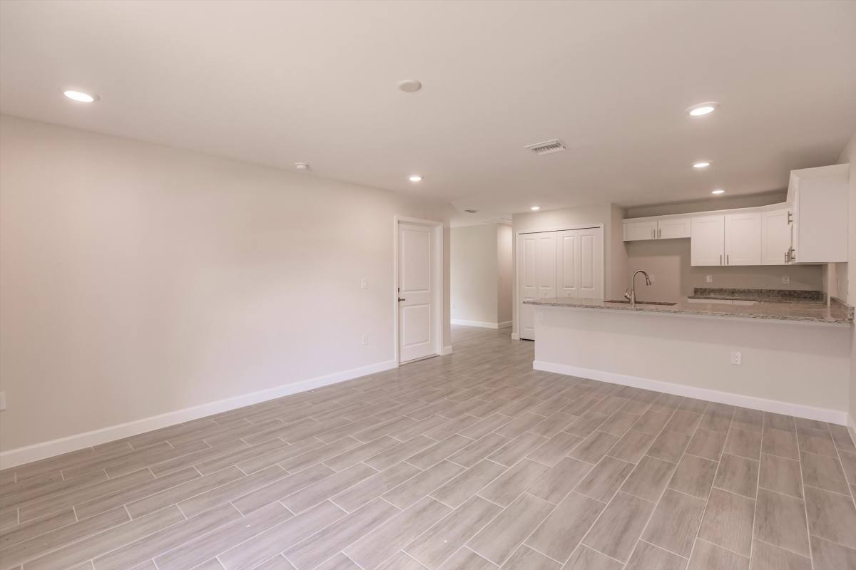 4780 15th St SW, Lehigh Acres, FL 33973 - Townhouse for Rent - Image 13