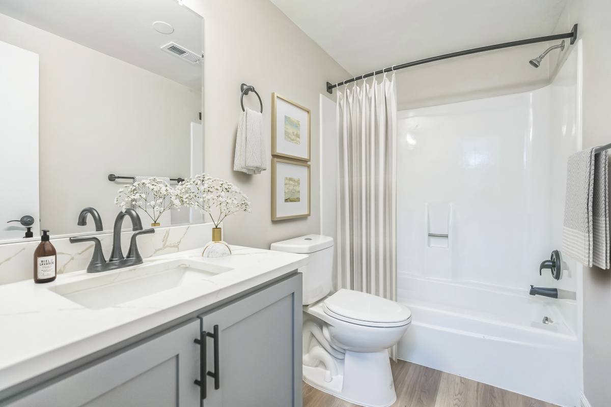 Townhouse for rent at Ramblewood Village, 601-A Country Club Parkway, Mount Laurel, NJ 08054