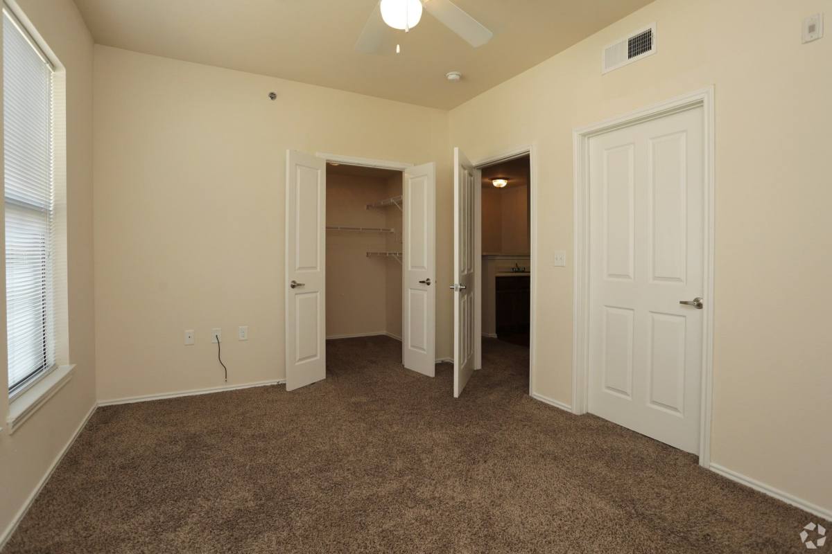 Apartment for rent at Legend Park, 3501 E Gore Blvd, Lawton, OK 73501