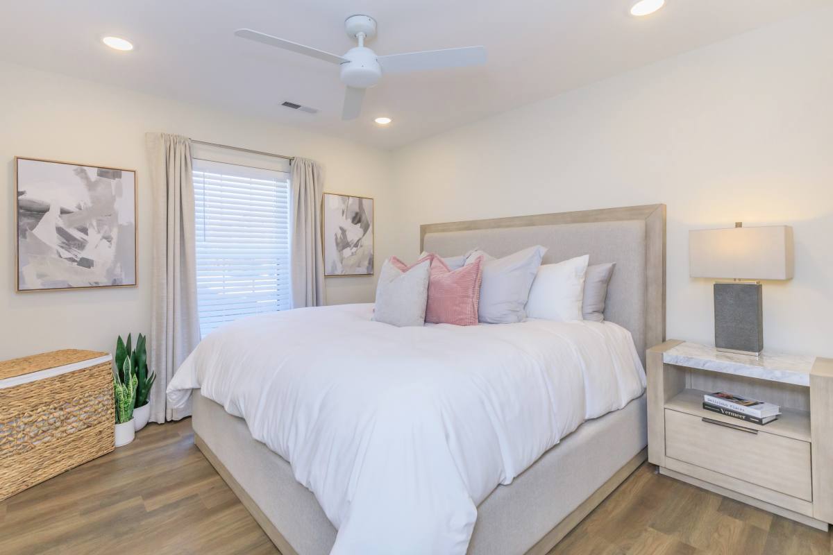 Apartment for rent at Orchard Park, 2601 N Cresthaven Ave, Springfield, MO 65803