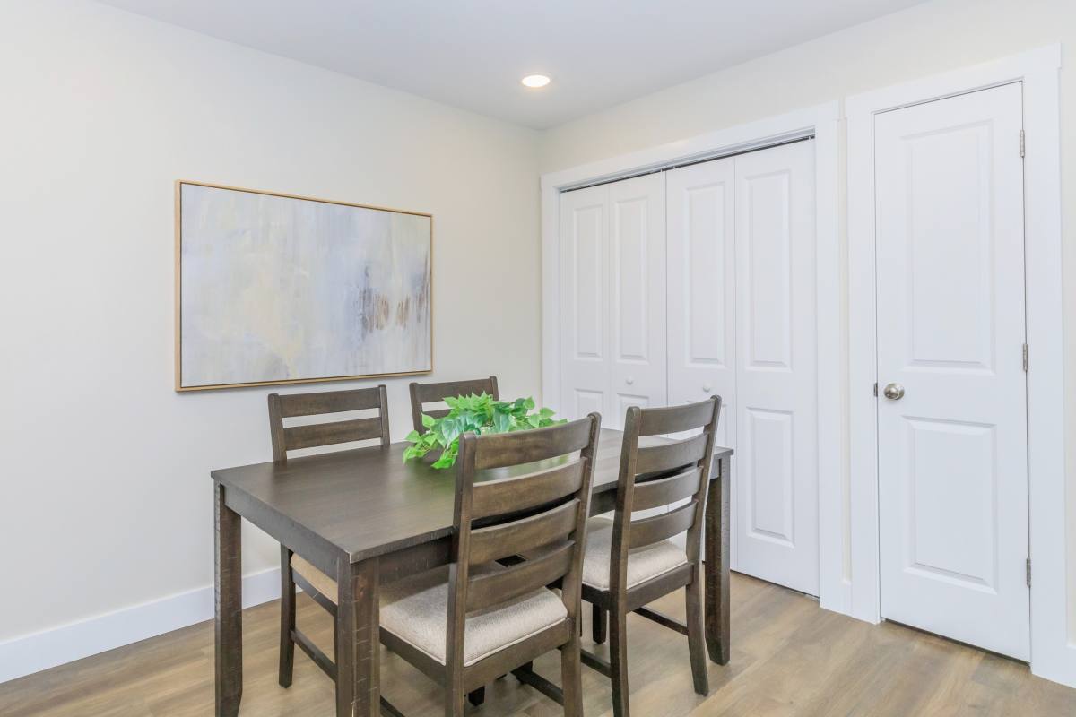 Apartment for rent at Orchard Park, 2601 N Cresthaven Ave, Springfield, MO 65803