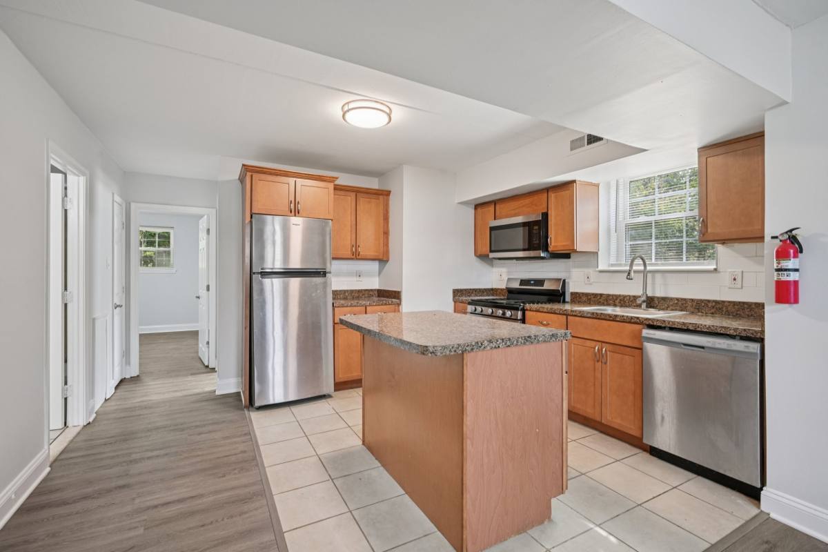 Apartment for rent at Stone Hill, 532 Brookhaven Rd, Brookhaven, PA 19015