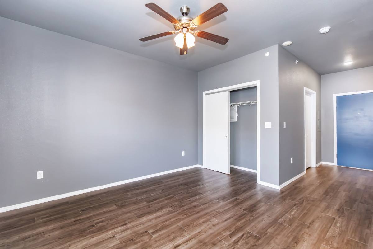 Apartment for rent at The Falcon of Southern Hills, 2320 S Ingram Mill Rd, Springfield, MO 65804