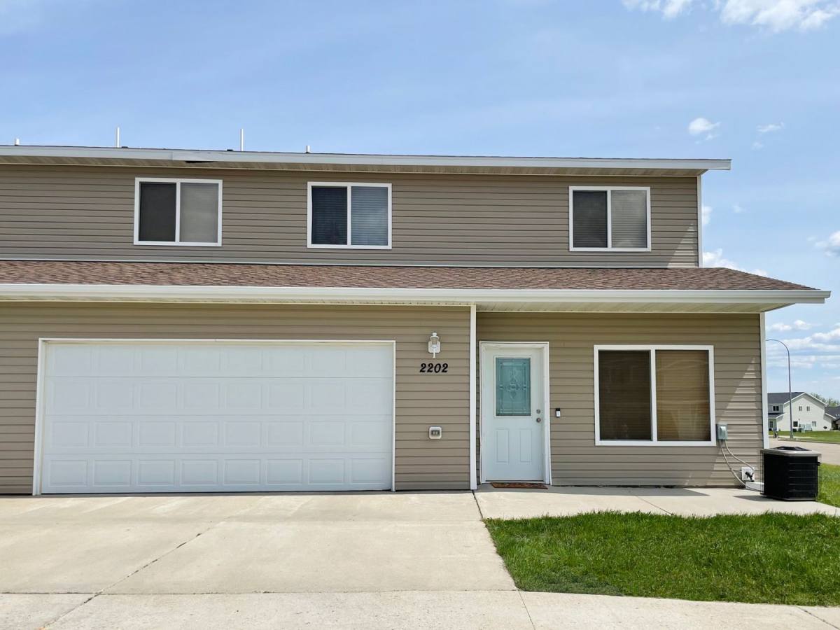 Condo for rent at The Heights Condos, 1510 16th St SW, Minot, ND 58701
