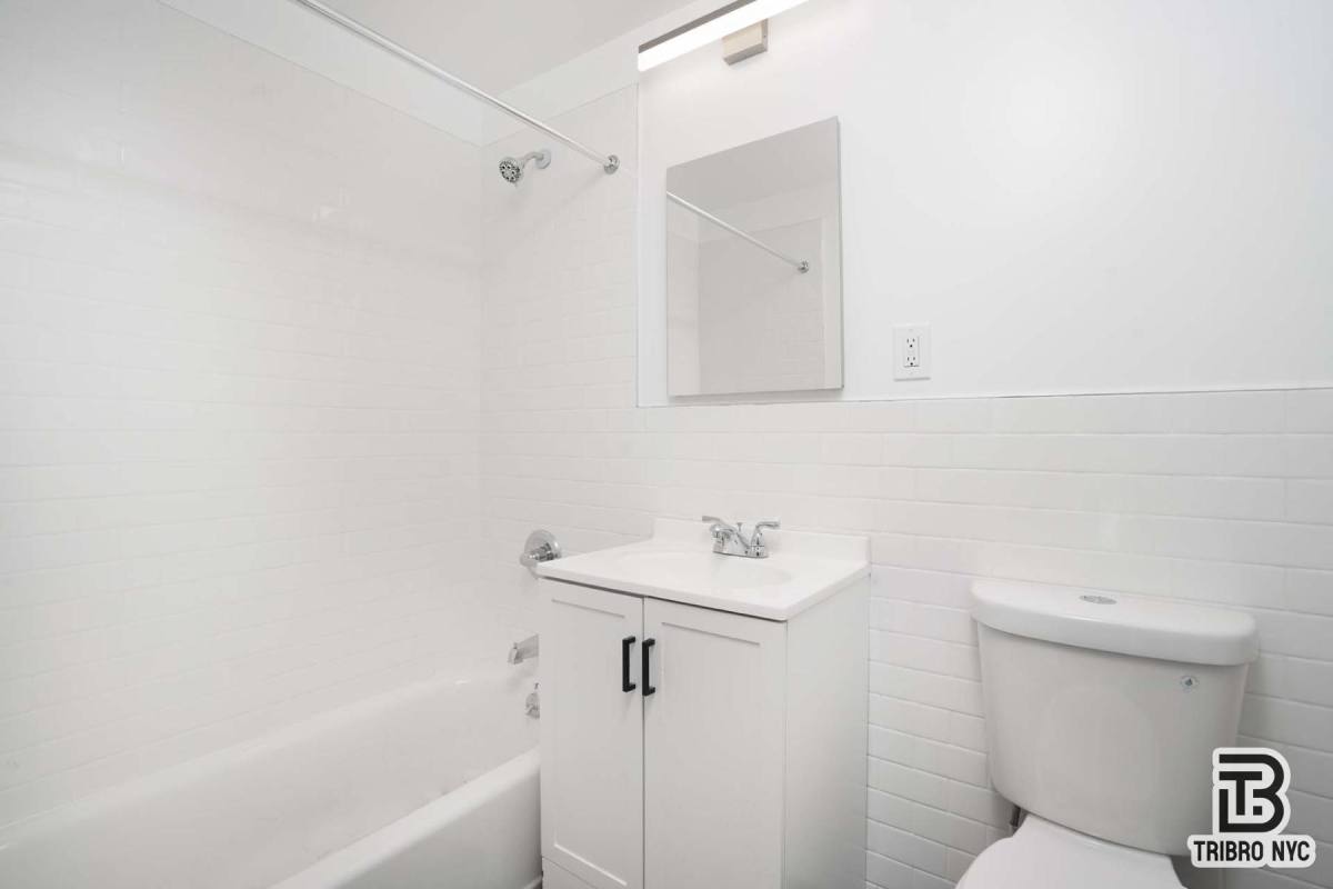 Apartment for rent at 149 E 116th St #2D, New York, NY 10029