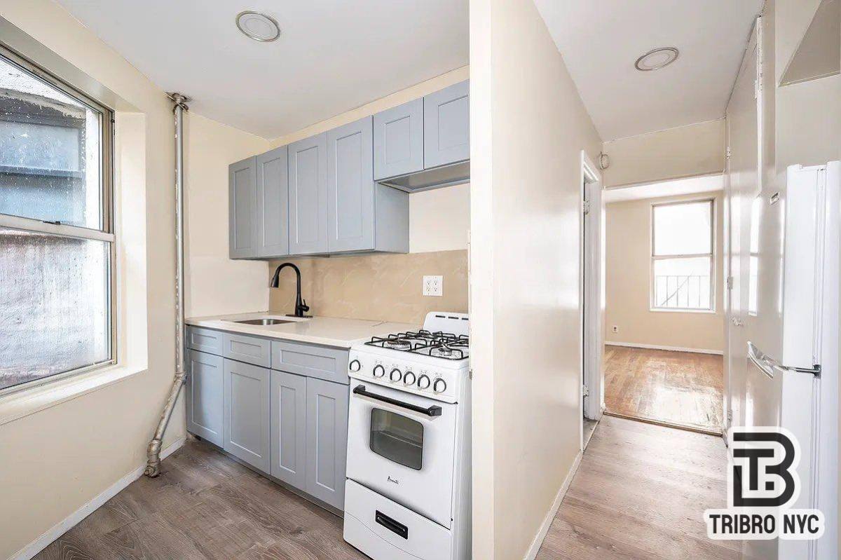 Apartment for rent at 305 E 105th St #5AA, New York, NY 10029