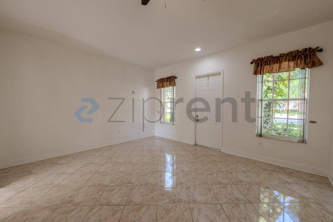 Townhouse for rent at 708 SW 147th Ave, Hollywood, FL 33027