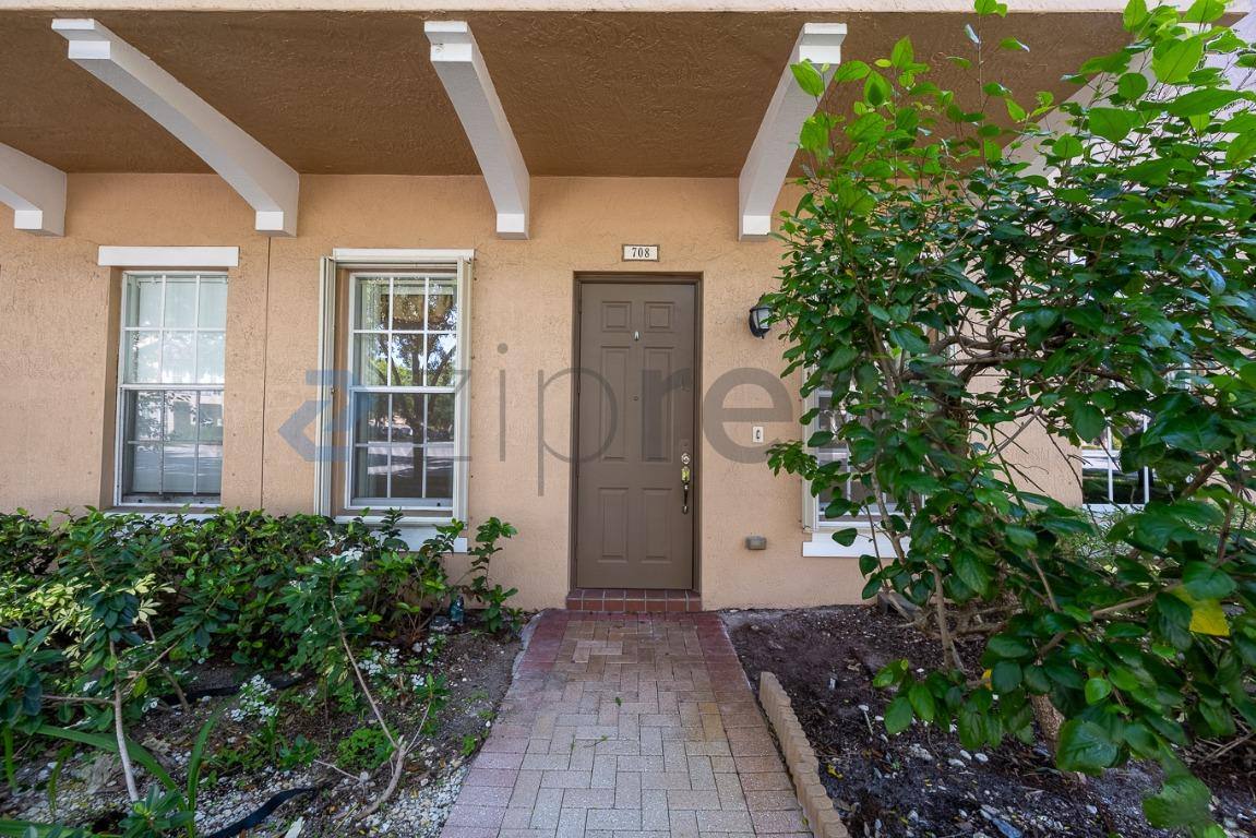 Townhouse for rent at 708 SW 147th Ave, Hollywood, FL 33027