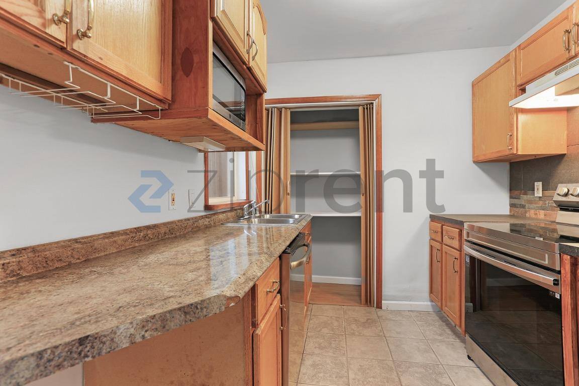House for rent at 1202 NE 162nd St, Seattle, WA 98155