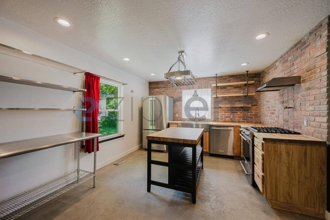 House for rent at 51 E 200 N, Smithfield, UT 84335