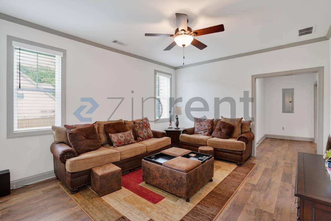 House for rent at 1934 Elizabeth St, Statham, GA 30666