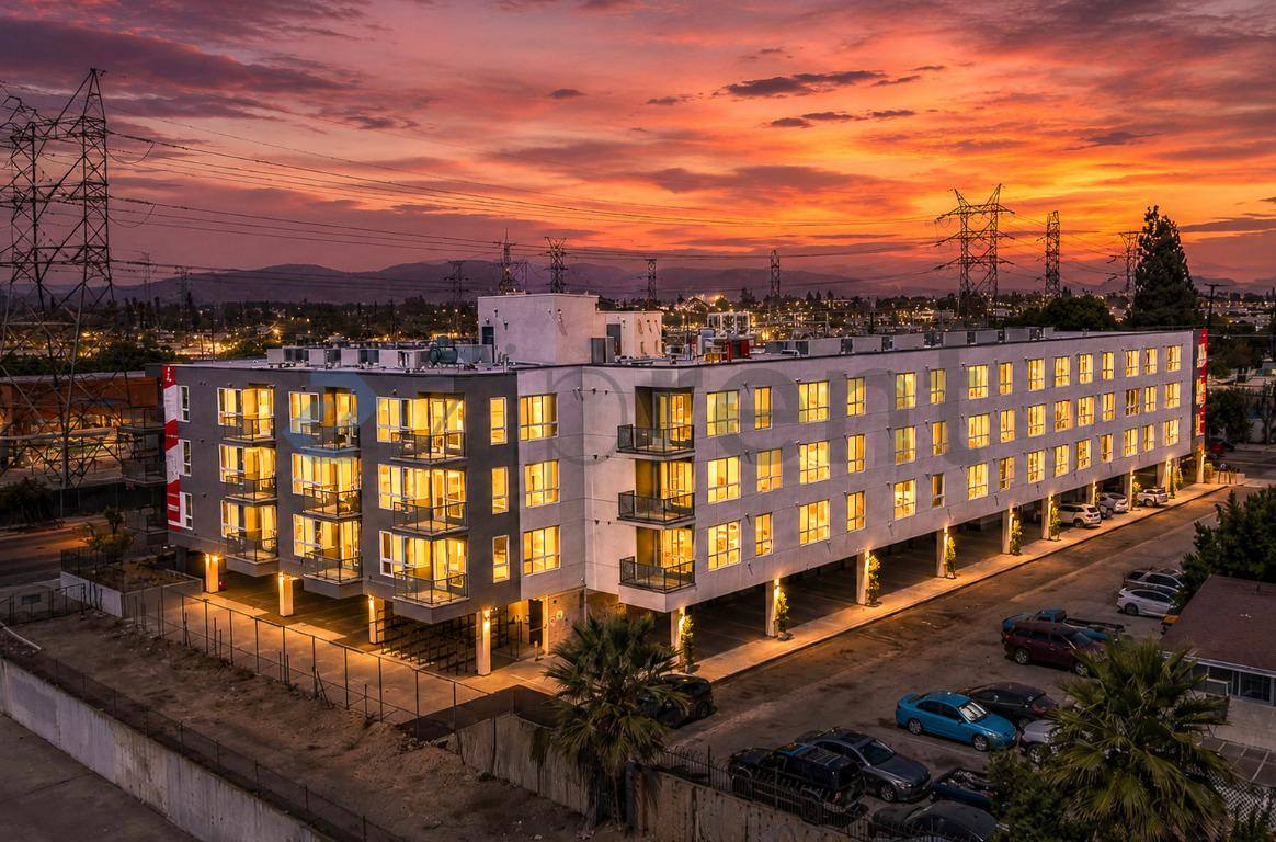 House for rent at 18900 Parthenia St #310, Northridge, CA 91324