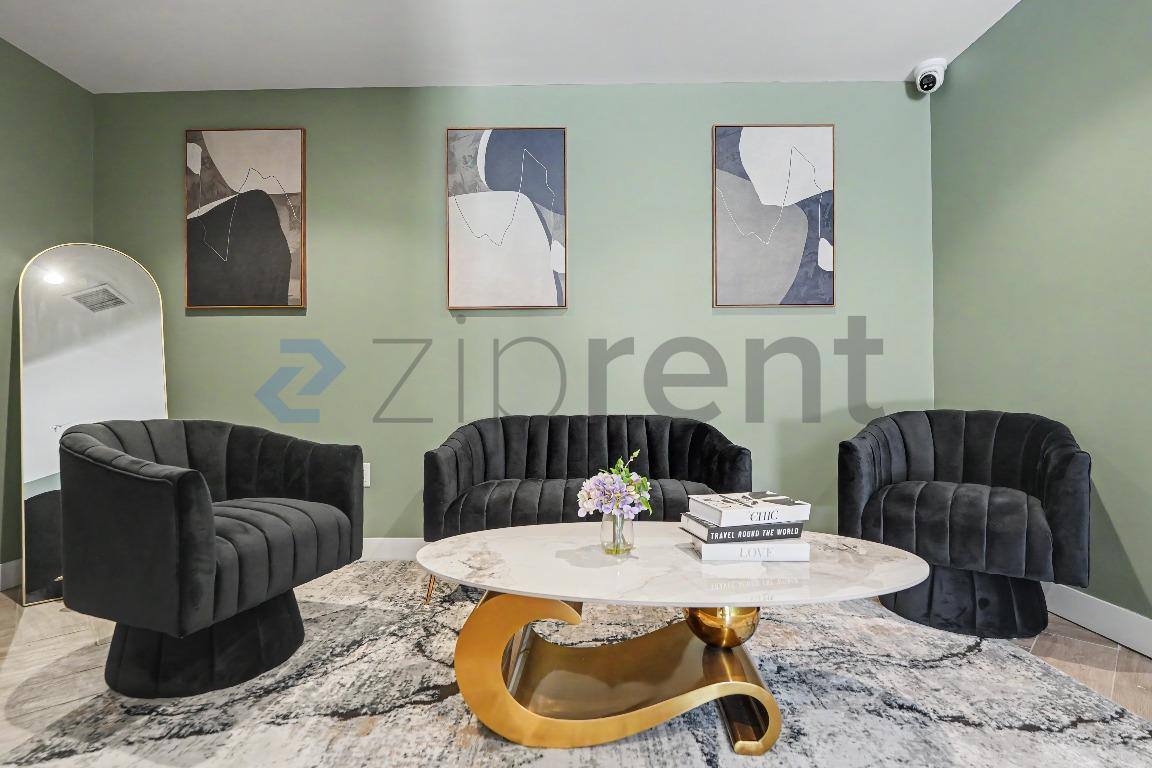 House for rent at 18900 Parthenia St #310, Northridge, CA 91324