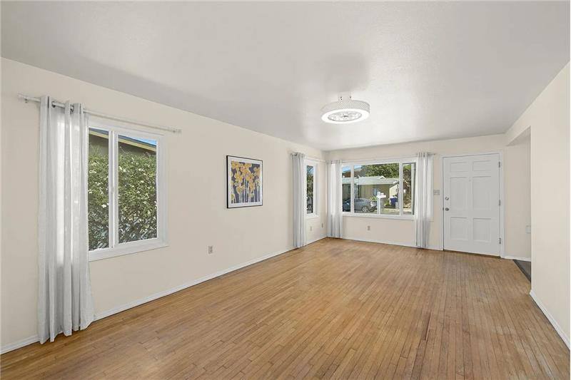 House for rent at 2762 Ridge View Dr, San Diego, CA 92105
