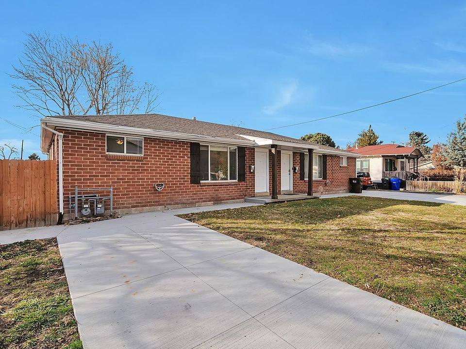 House for rent at 2960 S Adams St, Salt Lake City, UT 84115