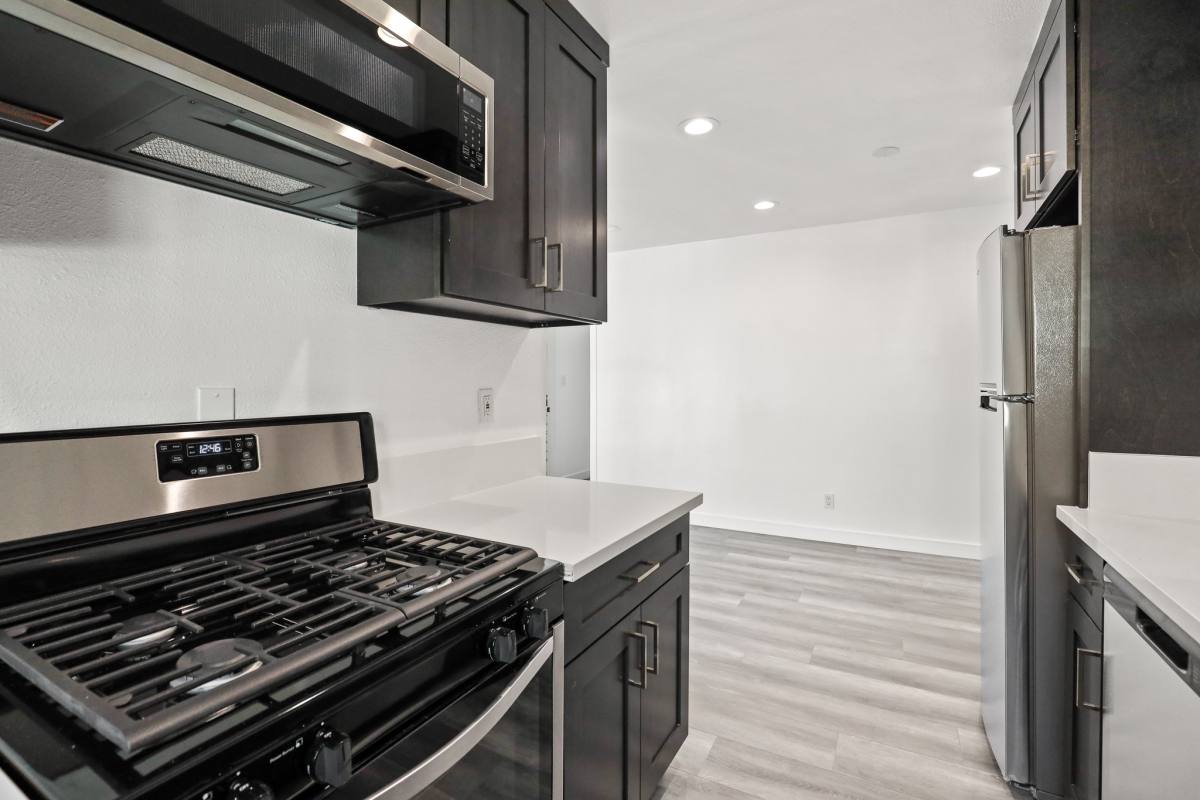 Apartment for rent at 900 W College St, Los Angeles, CA 90012