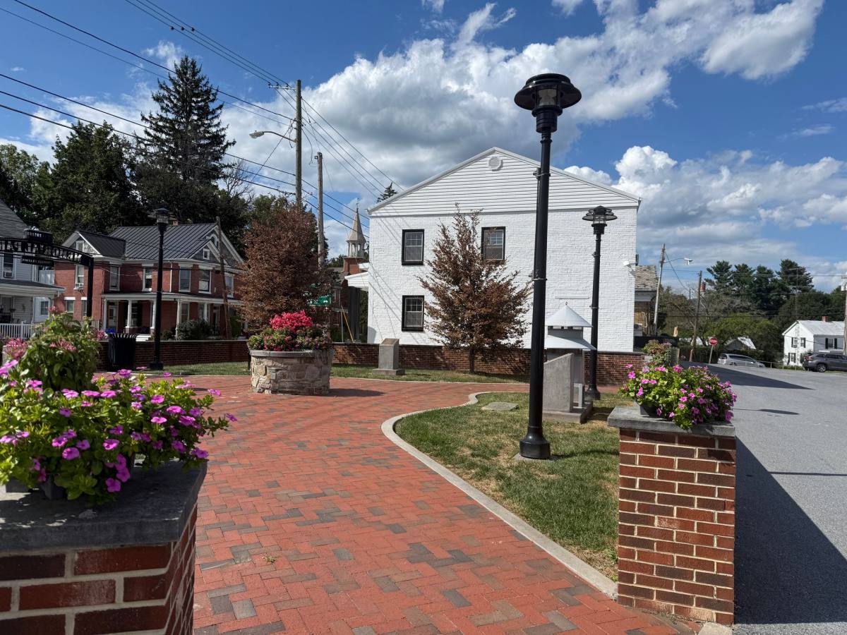 Apartment for rent at 309 Main St, Myersville, MD 21773