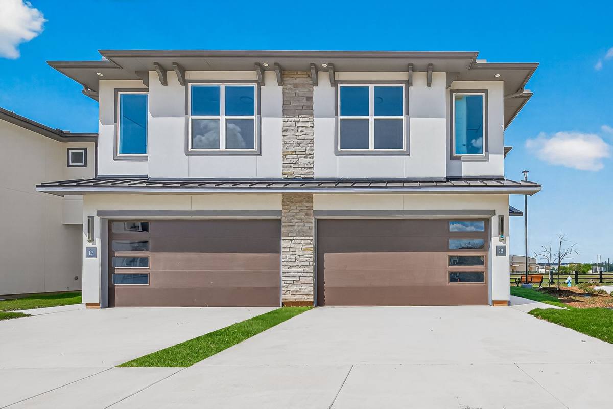 Townhouse for rent at 10719 Mason Rd, Richmond, TX 77406