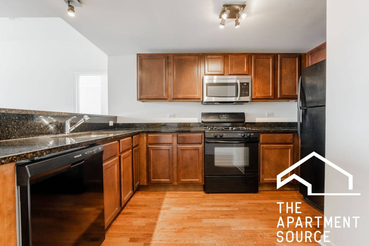 Apartment for rent at 4217 W Irving Park Rd, Chicago, IL 60641