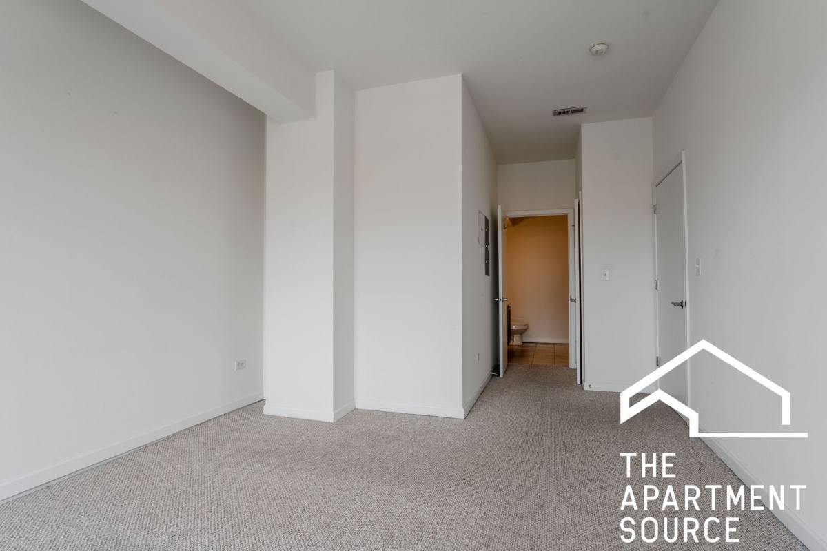 Apartment for rent at 4217 W Irving Park Rd, Chicago, IL 60641