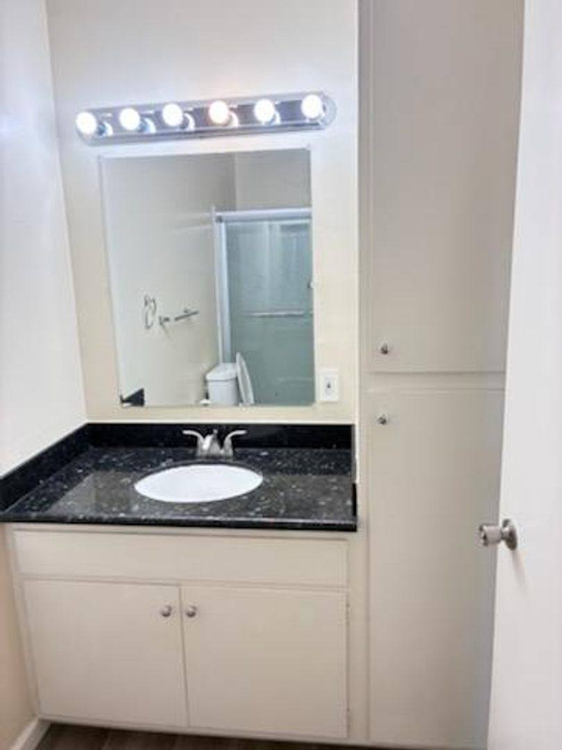 Apartment for rent at 451 Carneros Ave, Sunnyvale, CA 94086
