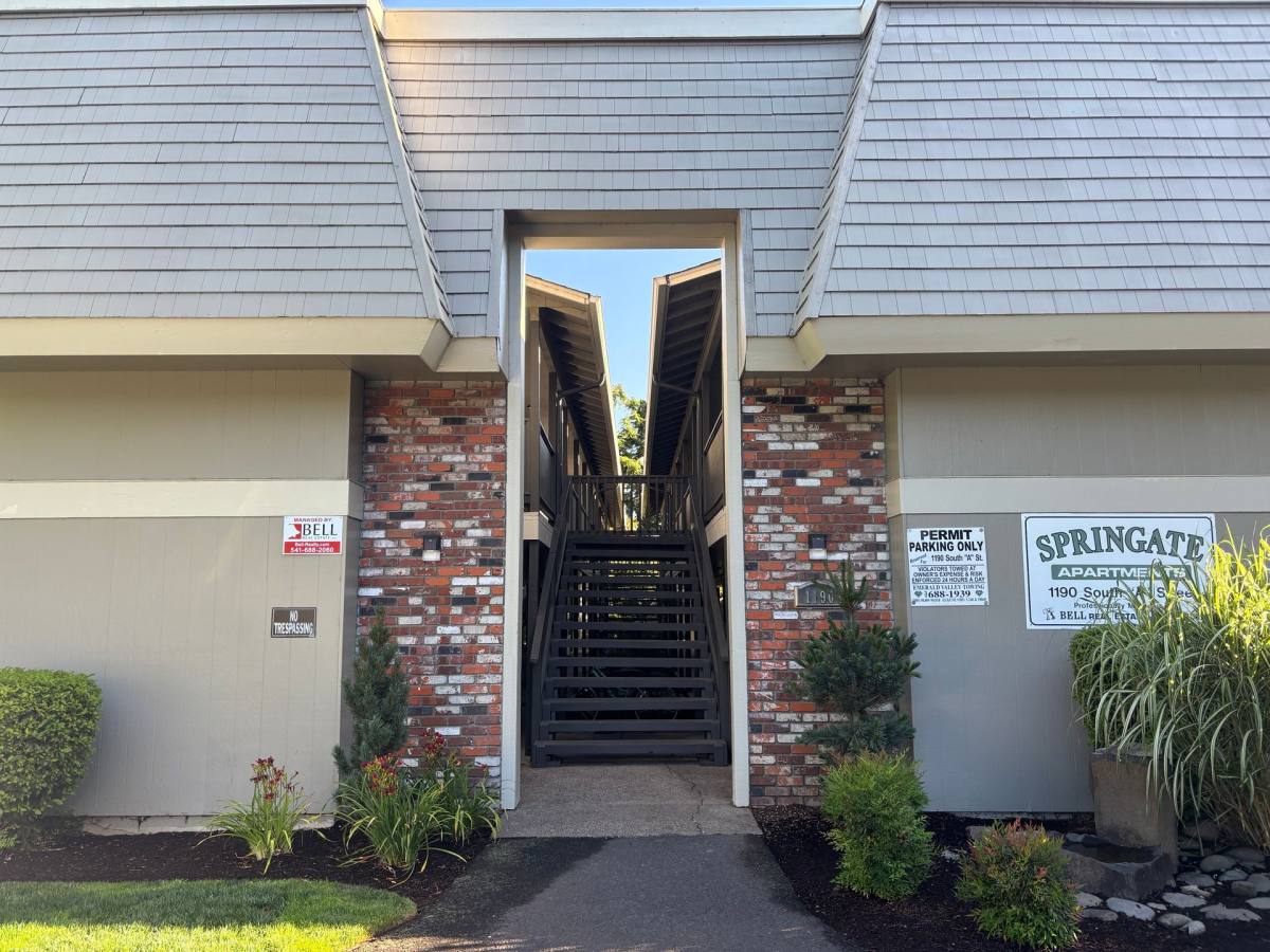 Apartment for rent at 1190 So A St, Springfield, OR 97477