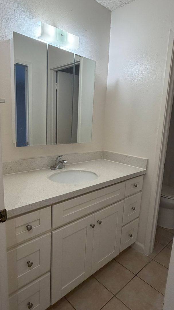 Apartment for rent at 3555 S Bascom Ave, Campbell, CA 95008
