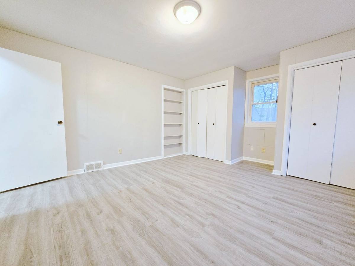Apartment for rent at 533 Columbia St, South Bend, IN 46601