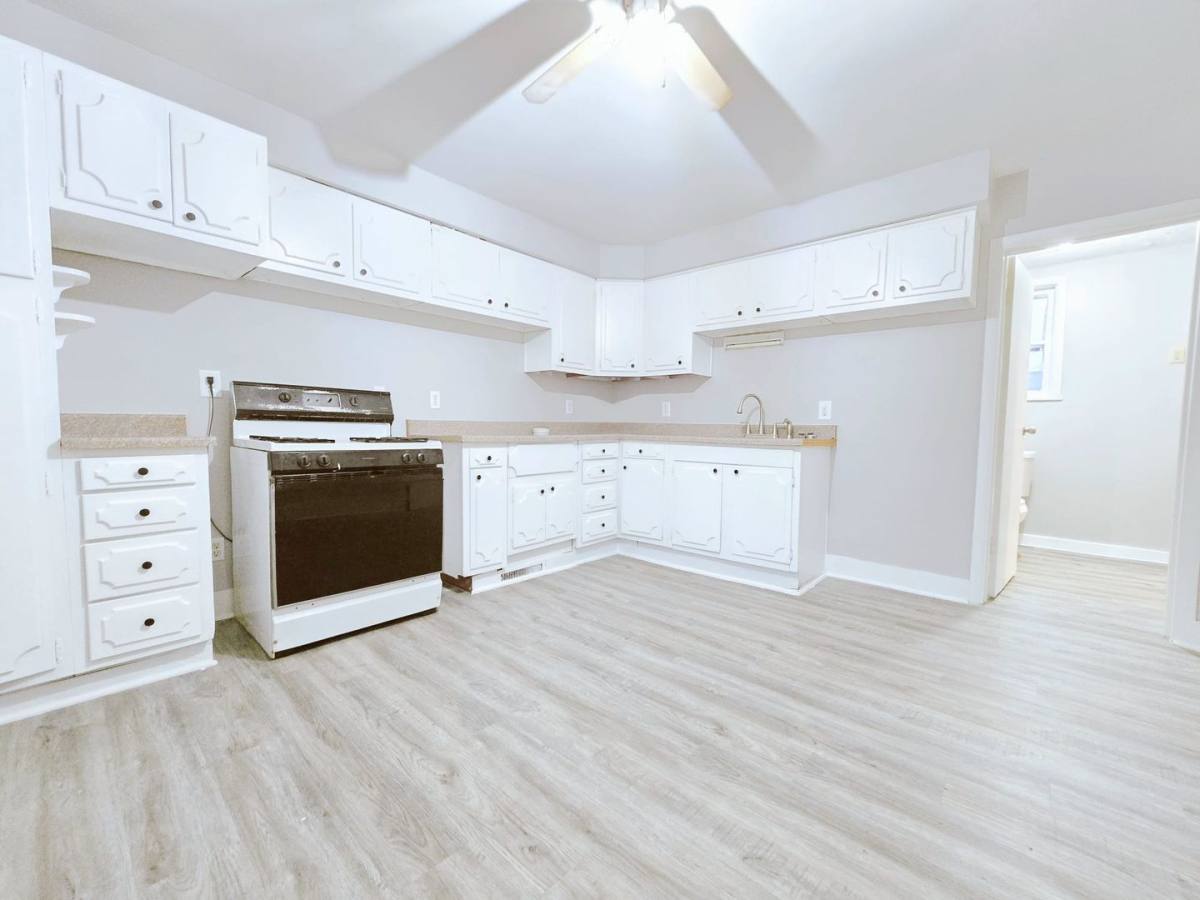 Apartment for rent at 533 Columbia St, South Bend, IN 46601