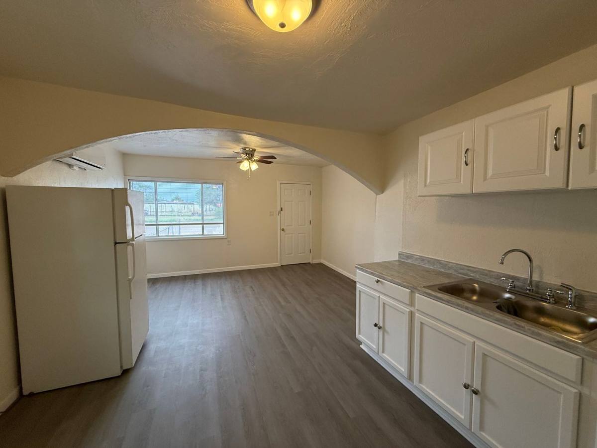House for rent at 1702 E Brady, Clovis, NM 88101