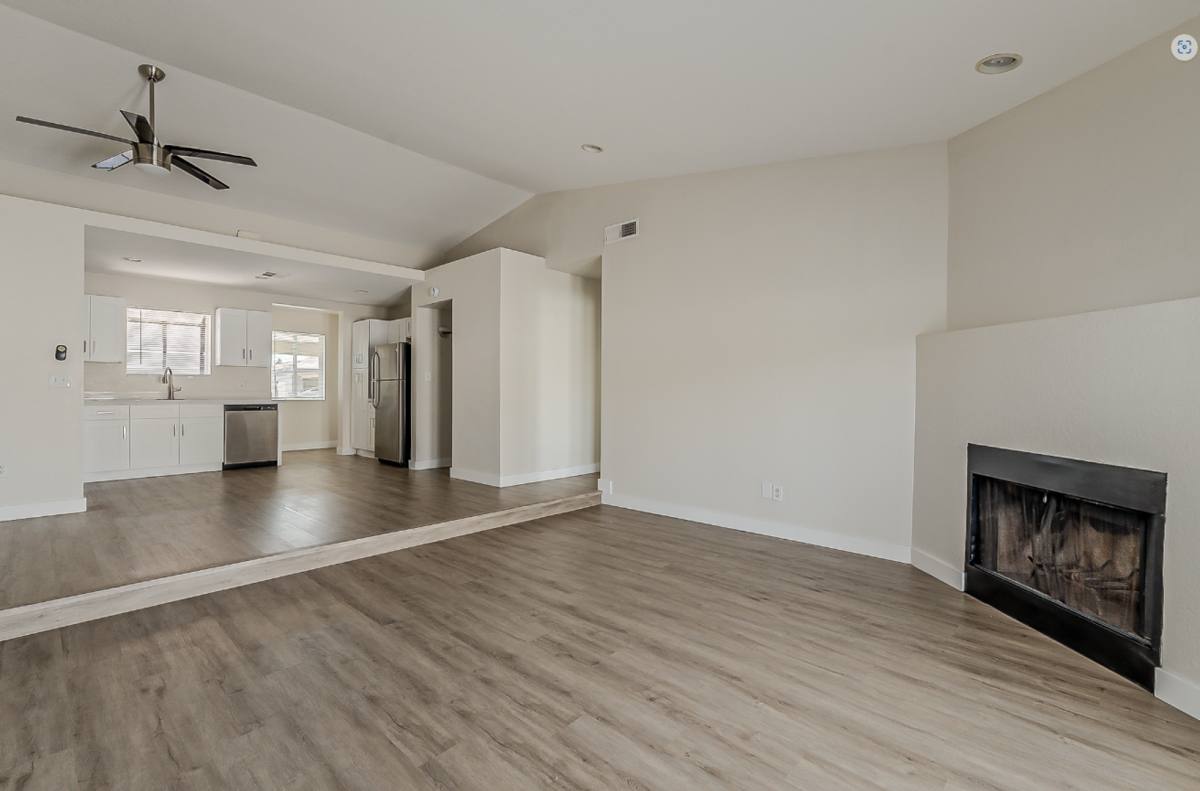 Townhouse for rent at 3041 N 24th Lane, Phoenix, AZ 85015