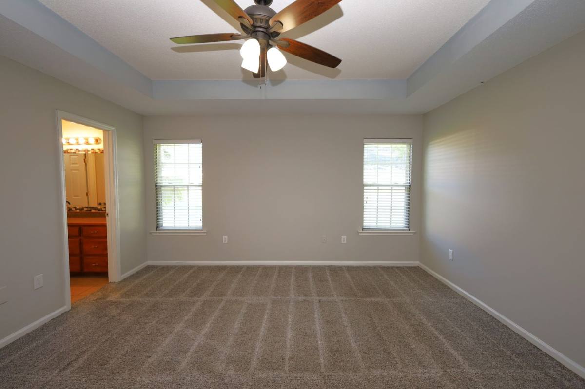 House for rent at 812 Madelyn St, Hahira, GA 31632