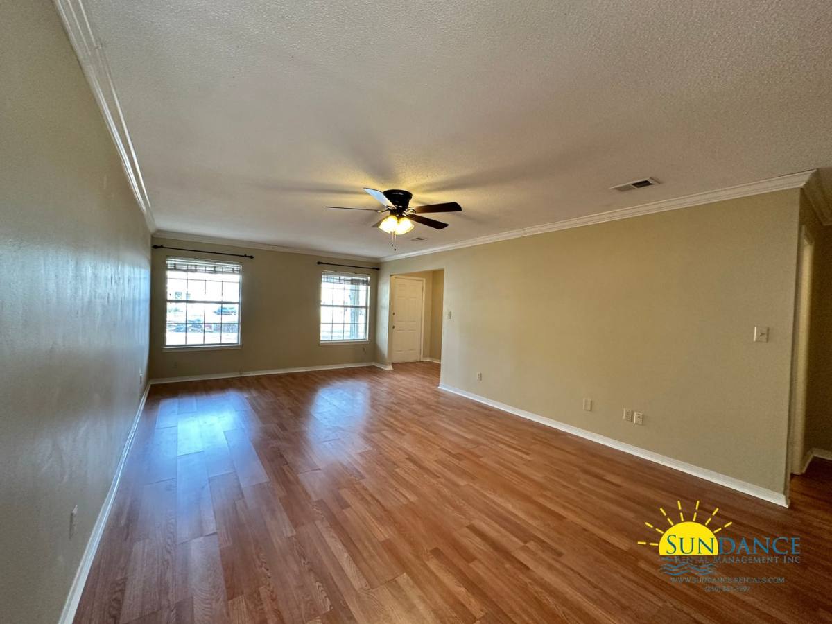 House for rent at 6 Shamrock Dr, Mary Esther, FL 32569