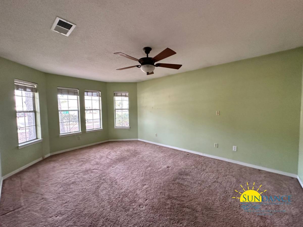 House for rent at 6 Shamrock Dr, Mary Esther, FL 32569