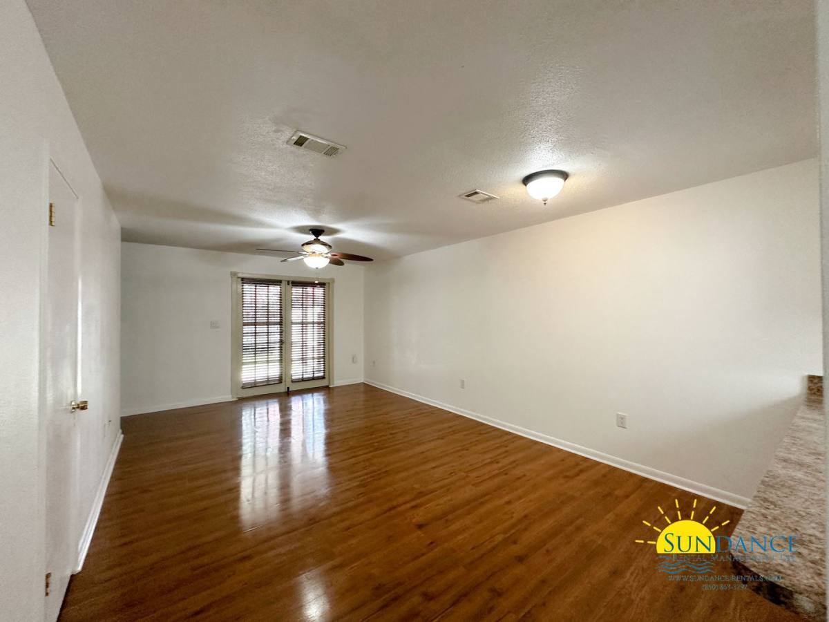 Townhouse for rent at 308 Woodrow St, Fort Walton Beach, FL 32547