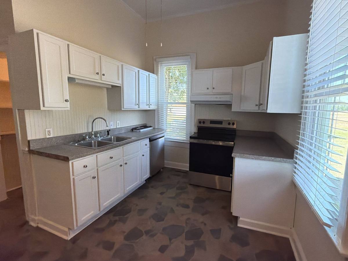 House for rent at 2607 Nc Highway 111-122 S, Tarboro, NC 27886