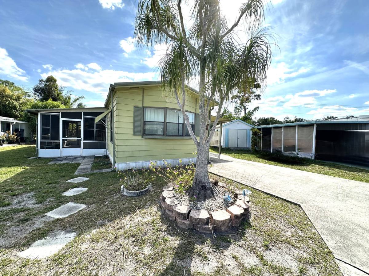 House for rent at 280 Flame Lane, North Fort Myers, FL 33917