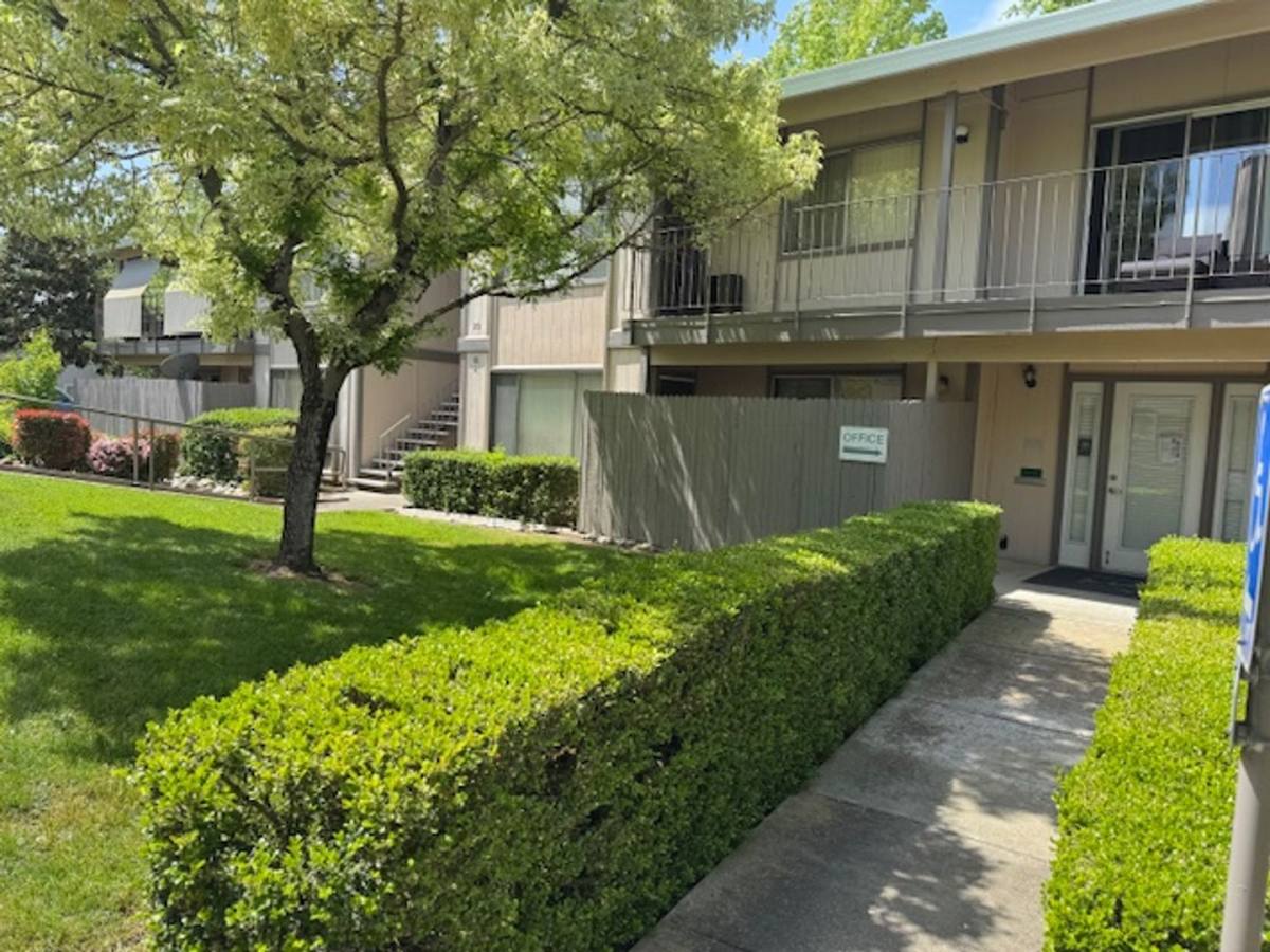 Apartment for rent at 4922 Vir Mar St, Fair Oaks, CA 95628