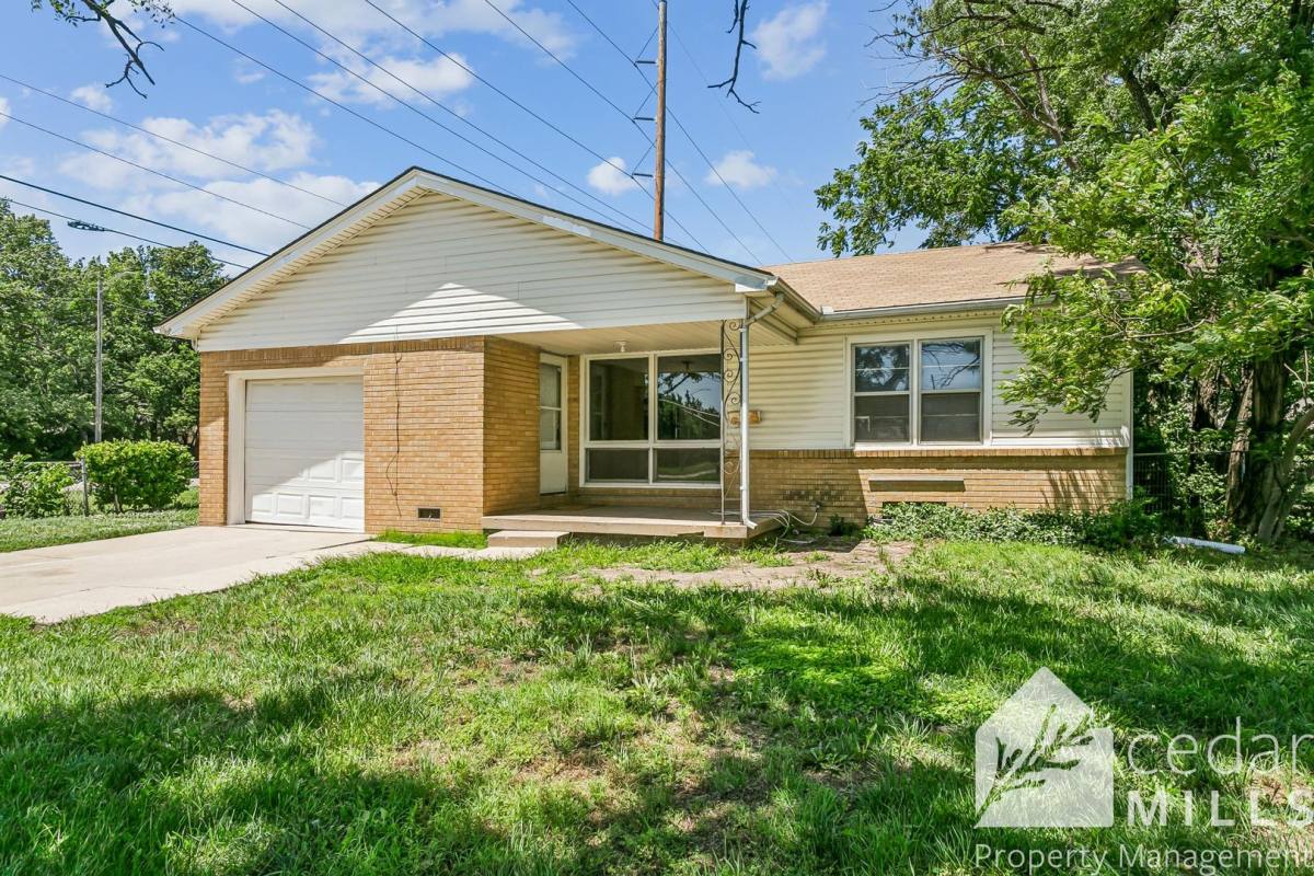 House for rent at 8002 Gilbert, Wichita, KS 67207
