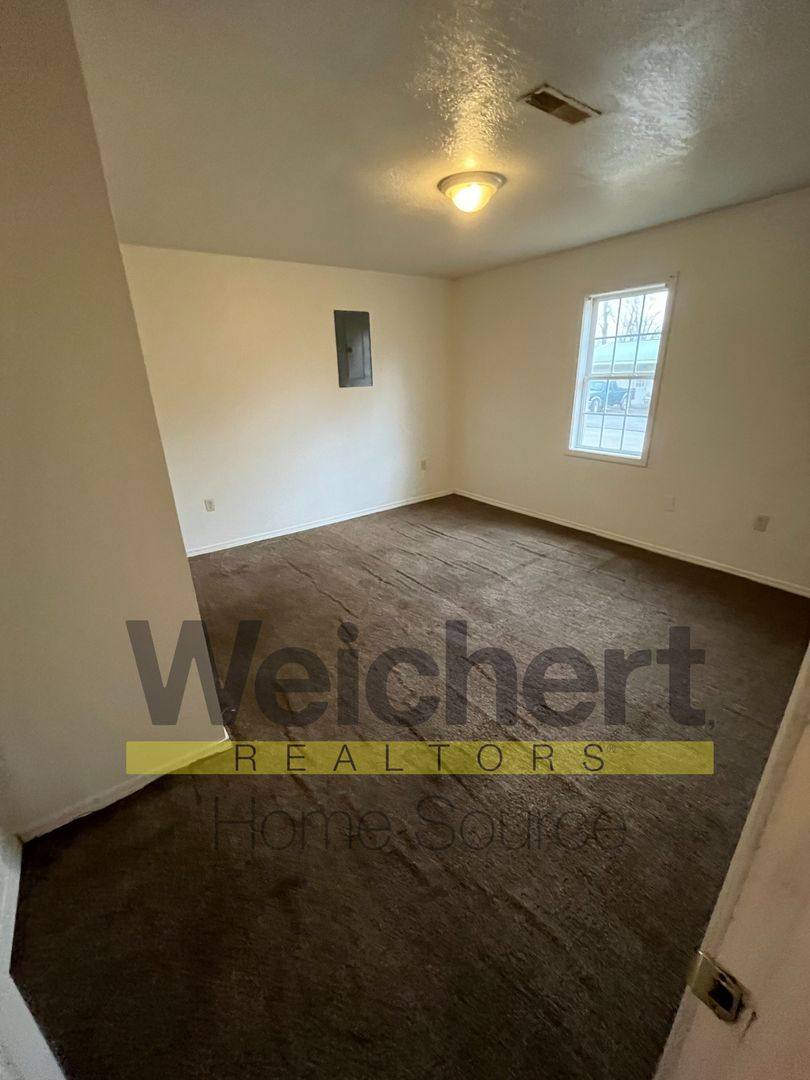 Apartment for rent at 1402-1404 Jones St, Corning, AR 72422