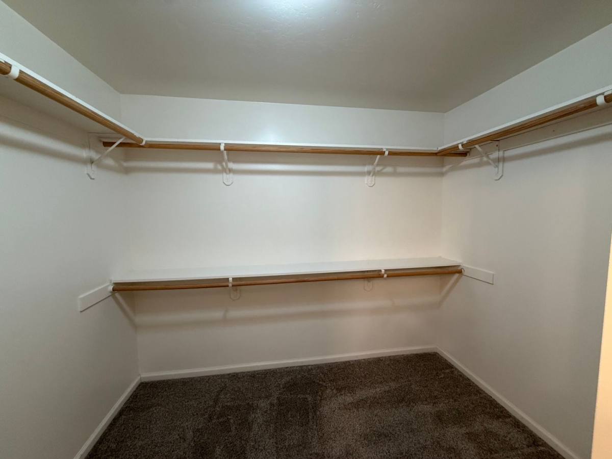 House for rent at 10919 Golden Valley Dr, Bakersfield, CA 93311
