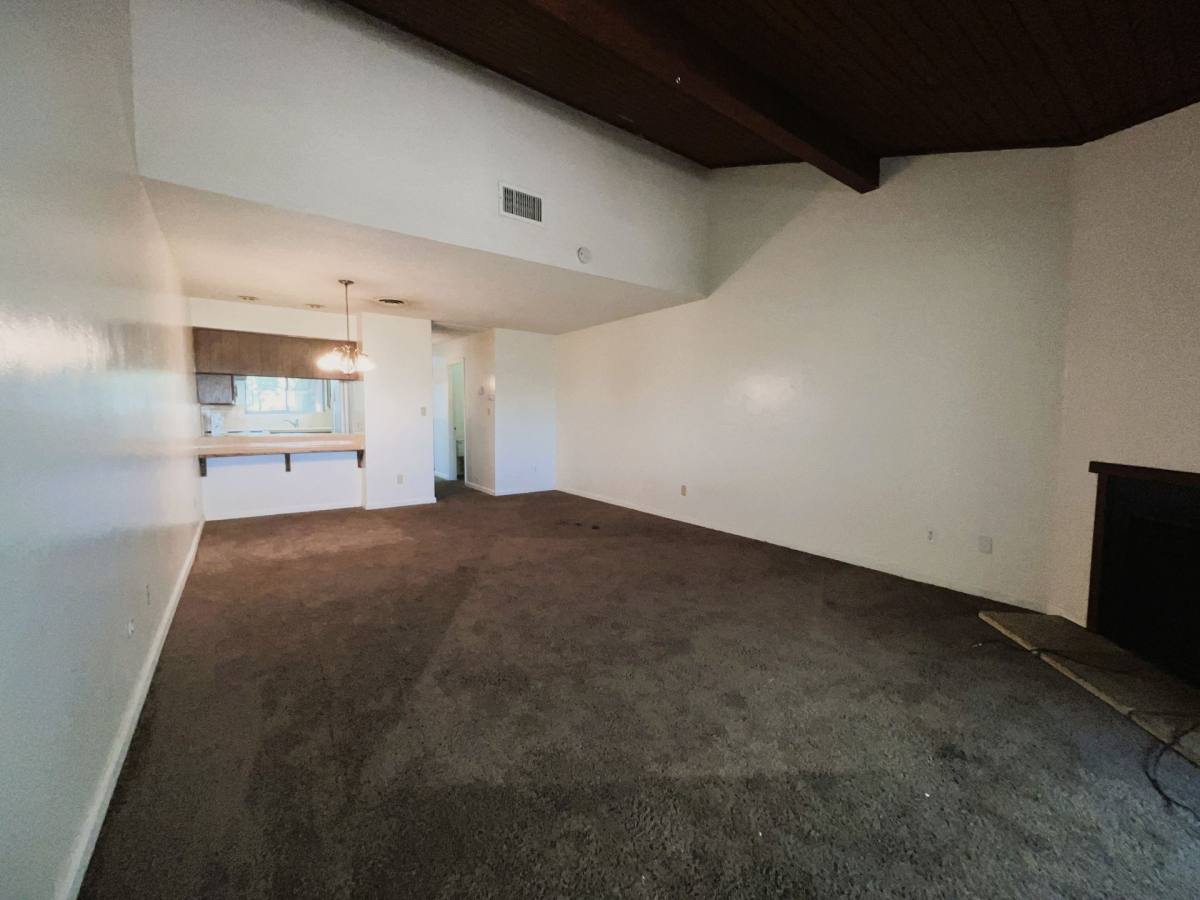 Apartment for rent at 2531 Olive St, Bakersfield, CA 93301