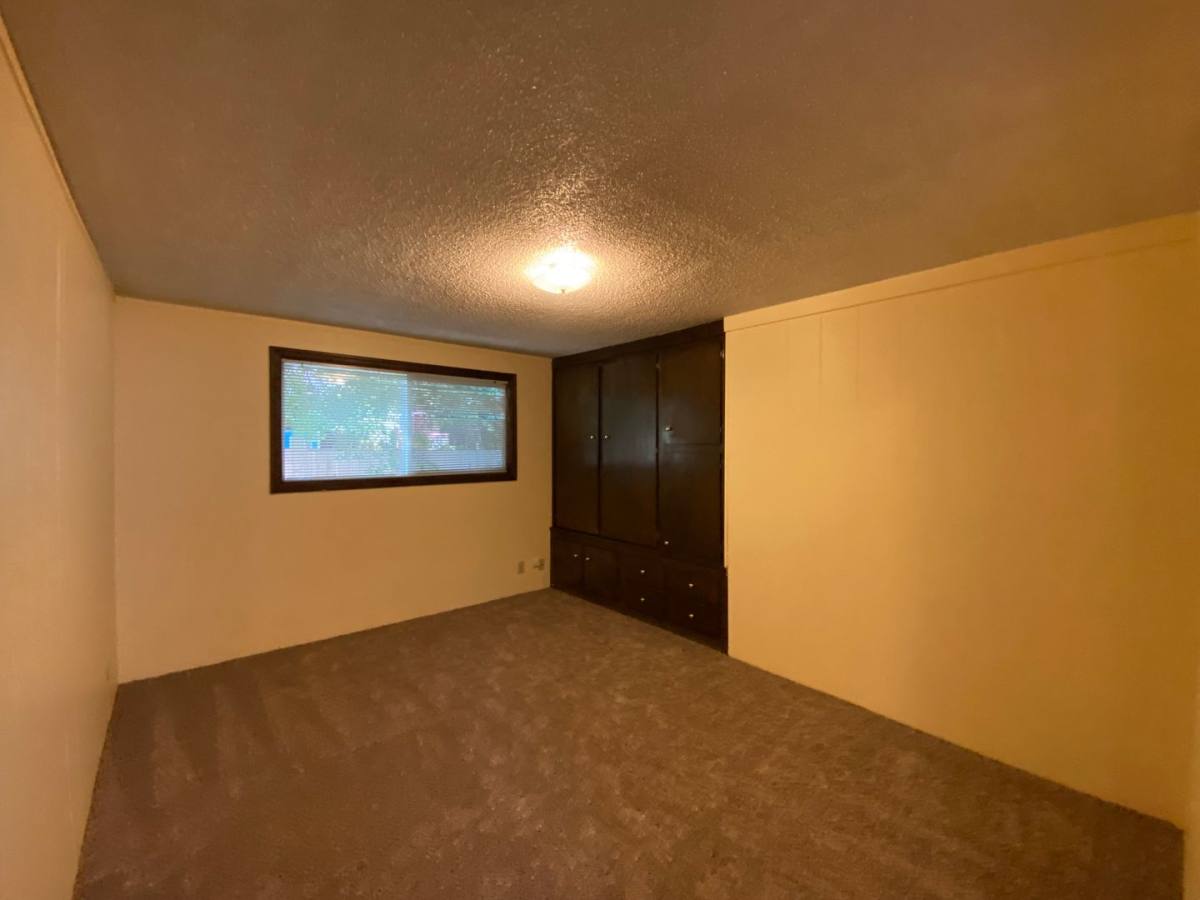 House for rent at 2469 Miami Lane, Eugene, OR 97403
