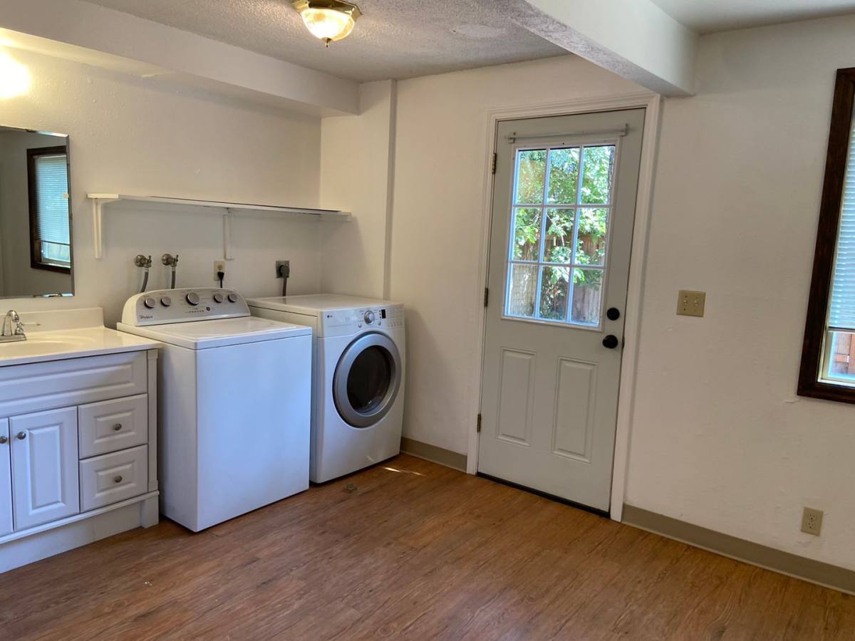 House for rent at 2469 Miami Lane, Eugene, OR 97403