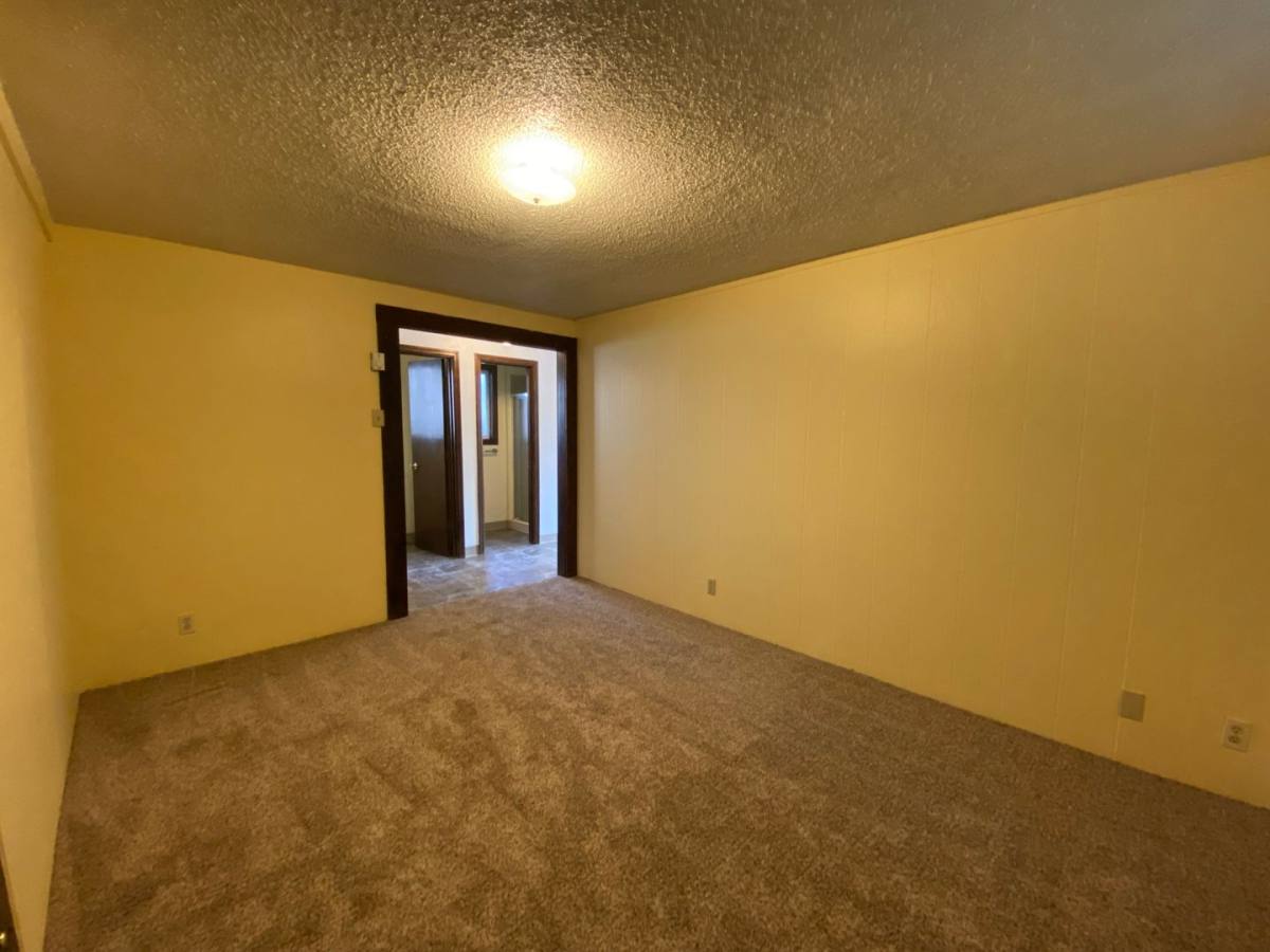 House for rent at 2469 Miami Lane, Eugene, OR 97403