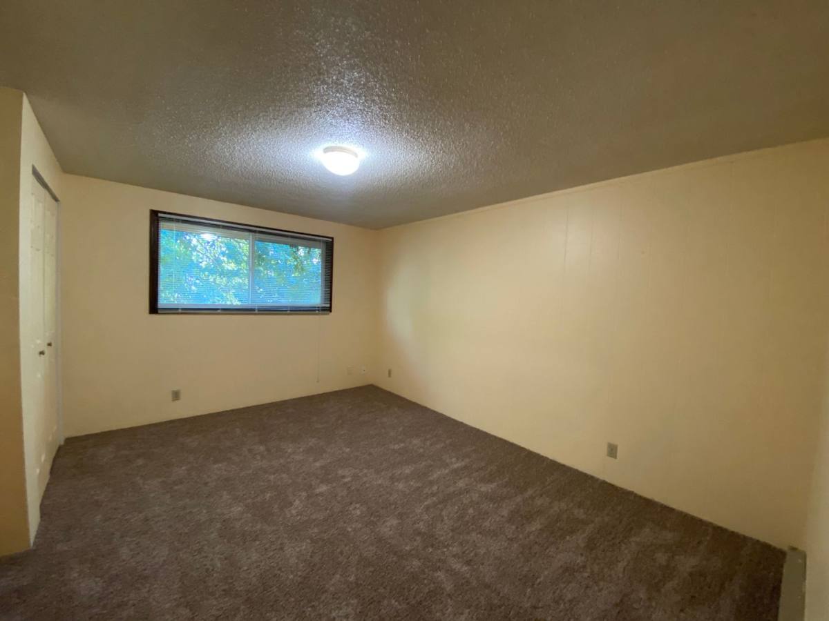 House for rent at 2469 Miami Lane, Eugene, OR 97403