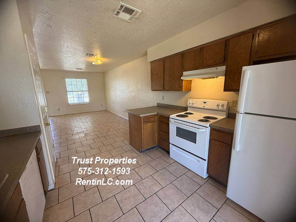 Apartment for rent at 472 Calle De Oro, Las Cruces, NM 88007