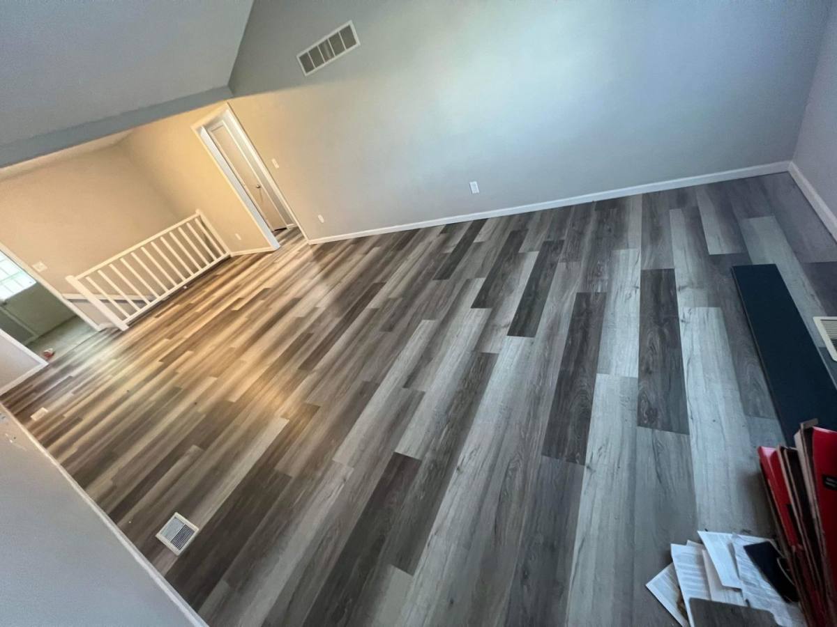 Townhouse for rent at 327 NW Gibson Rd, Lees Summit, MO 64063