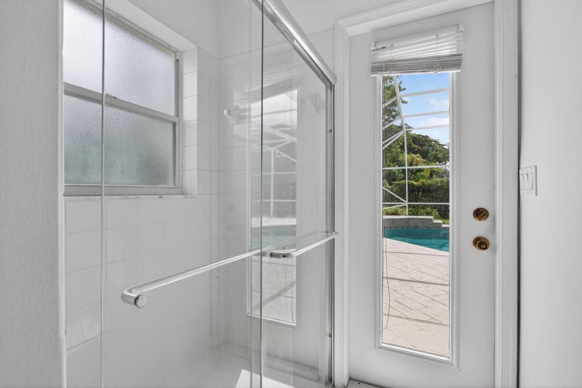 House for rent at 10251 NW 62nd Dr, Pompano Beach, FL 33076