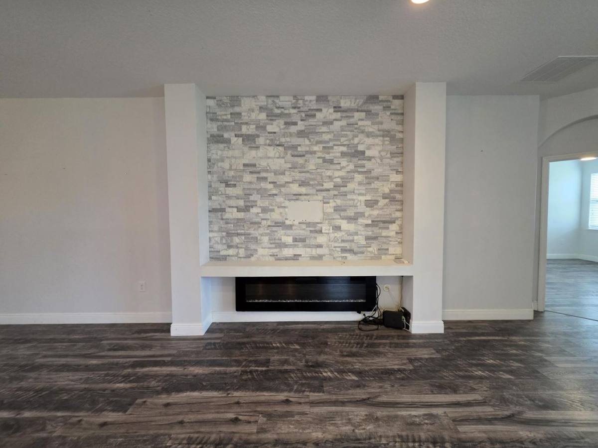 House for rent at 305 Drayton Ave, Davenport, FL 33837